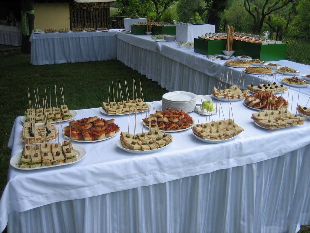 Agriturismo Ristorante Albachiara Vila Carpeneto Exterior foto